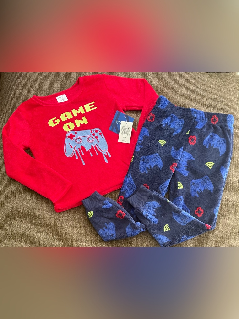 NWT Boy’s Dream Big Peace Out “Gamer” 2 Piece Fleece Pajama Set Size XXS 4/5